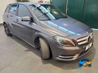 Usata Mercedes B200 Premium 136 CV (100 kW) 2012 Grigio Monovolume