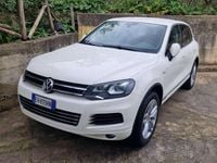 Usata VW Touareg Executive 245 CV (180 kW) 2012 Bianco SUV