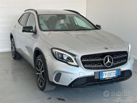 Begagnad Mercedes GLA200 Executive 136 HK (100 kW) 2019 Grå SUV