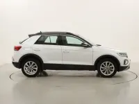 Usata VW T-Roc Life 110 CV (80 kW) 2022 Biancobianco SUV