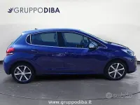 Usata Peugeot 208 Allure 82 CV (60 kW) 2015 Blu Utilitaria