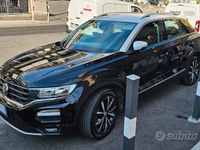Usata VW T-Roc 116 CV (85 kW) 2019 Nero SUV