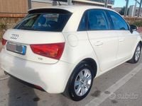 Usata Audi A1 Sportback 90 CV (66 kW) 2015 Bianco Utilitaria