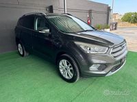 Usata Ford Kuga 120 CV (88 kW) 2019 Grigio SUV