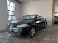 Usata Renault Mégane Cabriolet 165 CV (121 kW) 2007 Grigio Cabrio