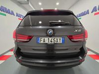 Begagnad BMW X5 Luxury Line 218 HK (160 kW) 2015 Grå SUV
