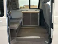 Begagnad VW California Coast 150 HK (110 kW) 2022 Vit Van