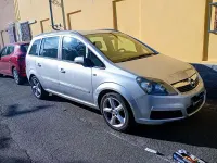 Usata Opel Zafira Club 105 CV (77 kW) 2007 Grigio Monovolume