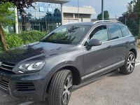 Usata VW Touareg 245 CV (180 kW) 2014 Grigio SUV