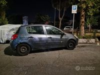 Usata Renault Clio III 86 CV (63 kW) 2006 Grigio Berlina