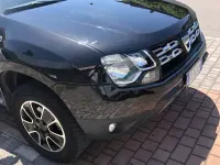 Usata Dacia Duster Lauréate 90 CV (66 kW) 2016 Nero SUV