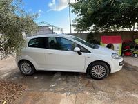 Usata Fiat Punto Evo 65 CV (47 kW) 2011 Bianco Utilitaria