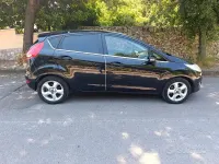Usata Ford Fiesta Titanium 70 CV (51 kW) 2011 Nero Berlina