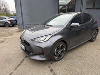 Usata Toyota Yaris Hybrid Lounge 92 CV (67 kW) 2025 Grigio Berlina