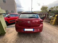 Usata Dacia Sandero Comfort 91 CV (66 kW) 2022 Rosso Berlina