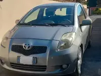Usata Toyota Yaris 69 CV (50 kW) 2007 Grigio Utilitaria