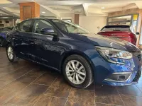 Usata Renault Mégane Zen 110 CV (80 kW) 2017 Blu/azzurro Berlina