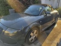 Usata Audi TT Roadster 179 CV (131 kW) 2000 Grigio Cabrio