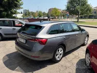Usata Skoda Octavia Executive 150 CV (110 kW) 2023 Grigio Station wagon