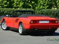 Usata Ferrari Mondial 271 CV (199 kW) 1987 Rosso Cabrio