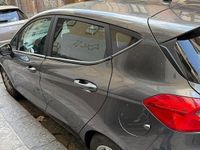 Usata Ford Fiesta 86 CV (63 kW) 2019 Grigio Utilitaria