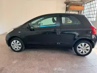 Usata Toyota Yaris 69 CV (50 kW) 2008 Nero Utilitaria