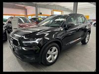 Usata Volvo XC40 Momentum 163 CV (119 kW) 2020 Nero SUV