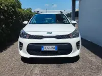 Usata Kia Rio 84 CV (61 kW) 2017 Bianco Berlina