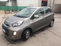 Usata Kia Picanto 66 CV (48 kW) 2016 Grigio Utilitaria