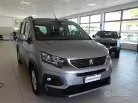 Usata Peugeot Rifter Allure 131 CV (96 kW) 2020 Grigio Monovolume