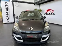 Usata Renault Scénic III Dynamique 110 CV (80 kW) 2010 Grigio Monovolume