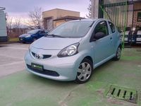 Usata Toyota Aygo 67 CV (49 kW) 2007 Grigio Utilitaria