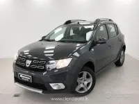 Gebraucht Dacia Sandero Stepway 101 PS (74 kW) 2020 Grau Limousine