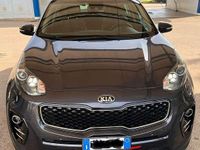 Usata Kia Sportage Style 141 CV (103 kW) 2017 Grigio SUV