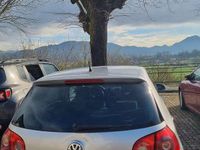 Usata VW Golf V Sportline 105 CV (77 kW) 2007 Berlina