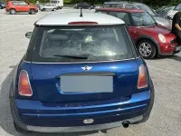 Begagnad Mini ONE 90 HK (66 kW) 2002 Blå Halvkombi