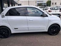 Usata Renault Twingo Urban Night 30 kW (42 CV) 2022 Bianco Utilitaria