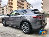 Usata Alfa Romeo Stelvio 209 CV (153 kW) 2018 Grigio SUV