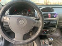 Usata Opel Corsa Enjoy 60 CV (44 kW) 2005 Grigio Berlina