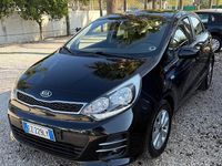 Usata Kia Rio 75 CV (55 kW) 2015 Nero Berlina