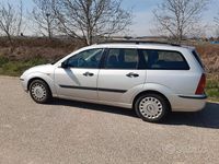 Usata Ford Focus 90 CV (66 kW) 2002 Grigio Station wagon