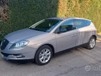 Usata Lancia Delta 105 CV (77 kW) 2013 Utilitaria