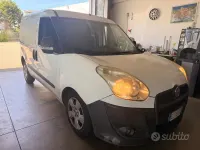 Usata Fiat Doblò Dynamic 105 CV (77 kW) 2012 Bianco Monovolume
