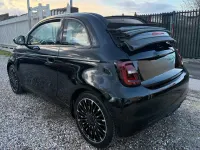 Usata Fiat 500e La Prima 42 kW (58 CV) 2021 Nero Cabrio