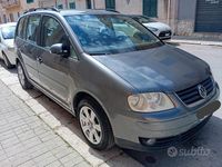 Usata VW Touran 105 CV (77 kW) 2005 Grigio Monovolume