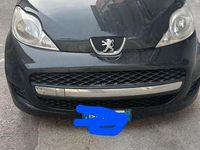 Usata Peugeot 107 68 CV (50 kW) 2010 Nero Utilitaria