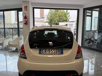 Usata Lancia Ypsilon Silver 69 CV (50 kW) 2013 Bianco Utilitaria