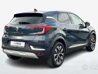 Usata Renault Captur Techno 101 CV (74 kW) 2023 Blu chiaro SUV