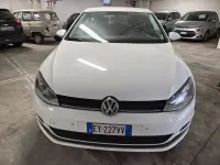 Usata VW Golf VII Trendline 86 CV (63 kW) 2015 Bianco Berlina