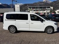 Begagnad Ford Tourneo Connect 122 HK (89 kW) 2023 Vit Minibuss